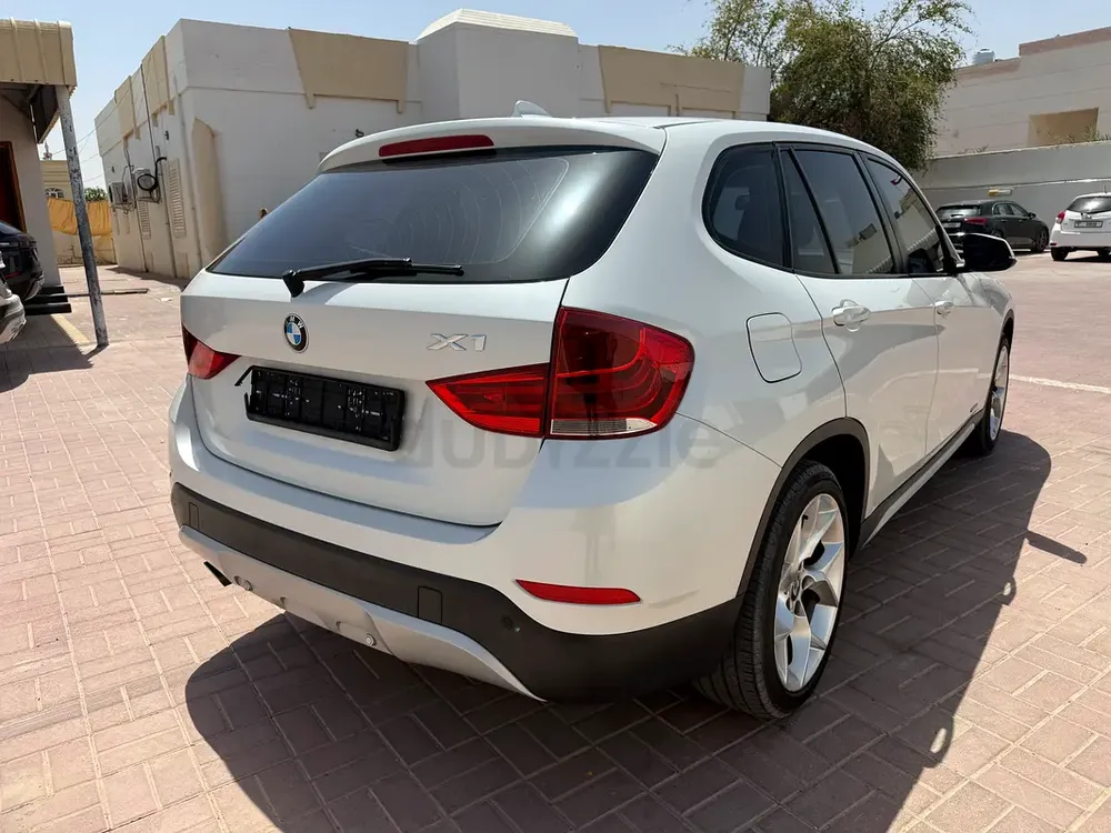 BMW X1 2015 GCC Specs - Well Maintained Luxury Compact SUV - Image 6