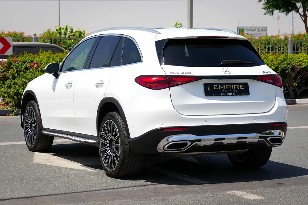 2024 Mercedes-Benz GLC 300 4MATIC | Luxury & Innovation | US Specs - Image 6