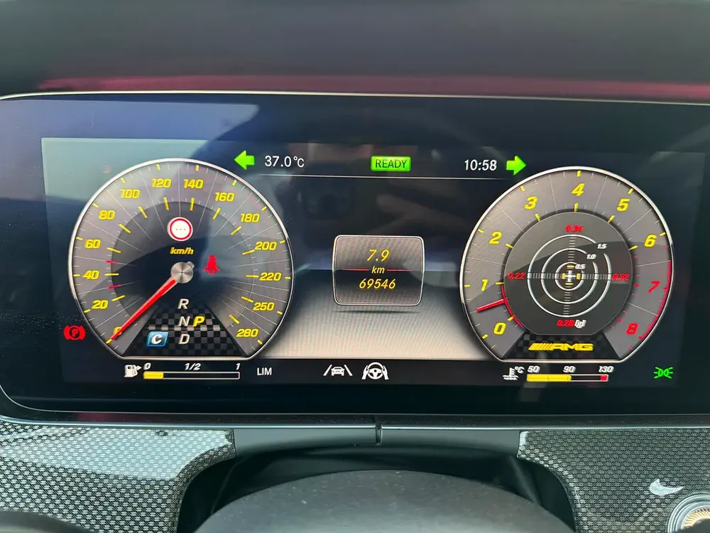 Mercedes Benz E53 AMG Coupe 2020 69,000km - 4.5 Grade - Original Paint - Clean Title - Image 15