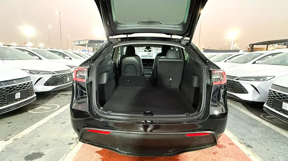 Tesla Model Y Standard 2022 - Image 11