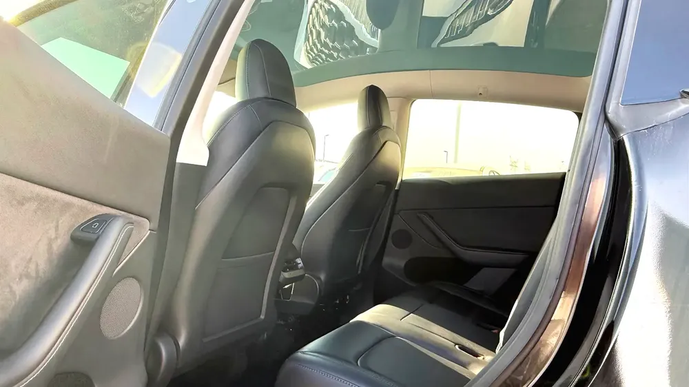 Tesla Model Y Standard 2022 - Image 14