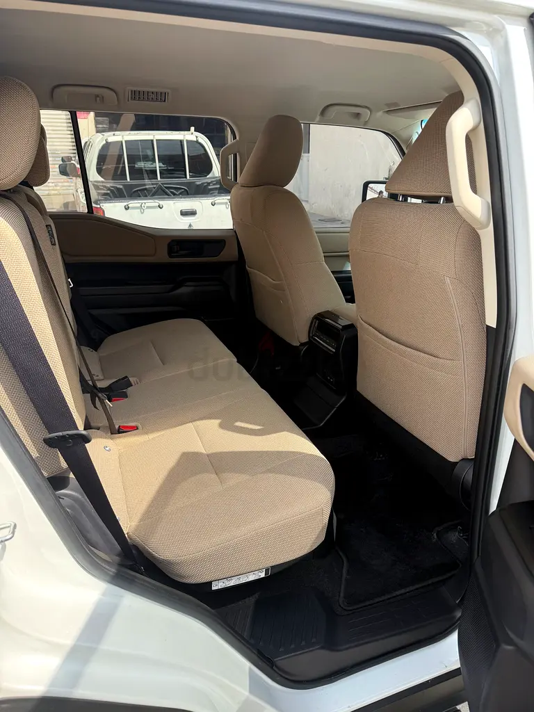 Toyota Prado 2024 TXR GCC Specs | Agency Warranty - Image 6