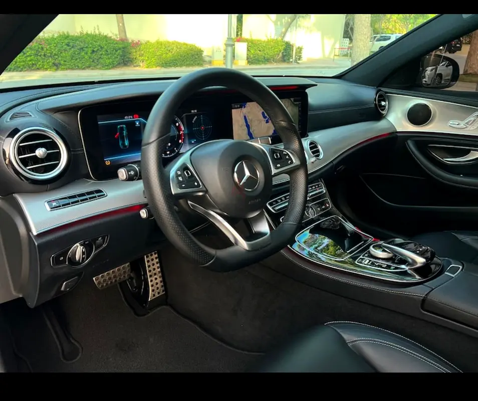 Mercedes-Benz E-Class E 300 2018 GCC Specs - Image 10