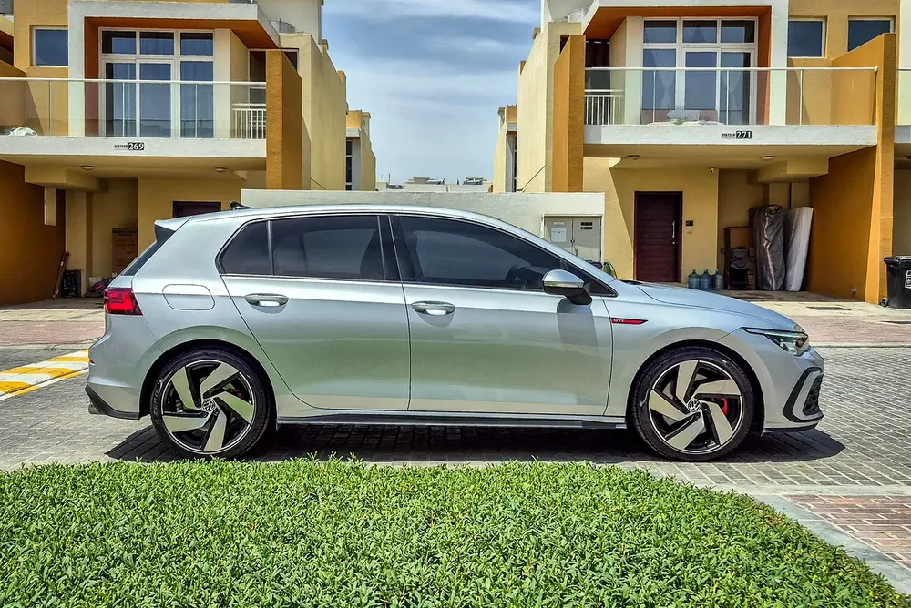 AED 2097/month | 2024 Volkswagen Golf GTI P2 | GCC Specs | Ref#448889 - Image 4