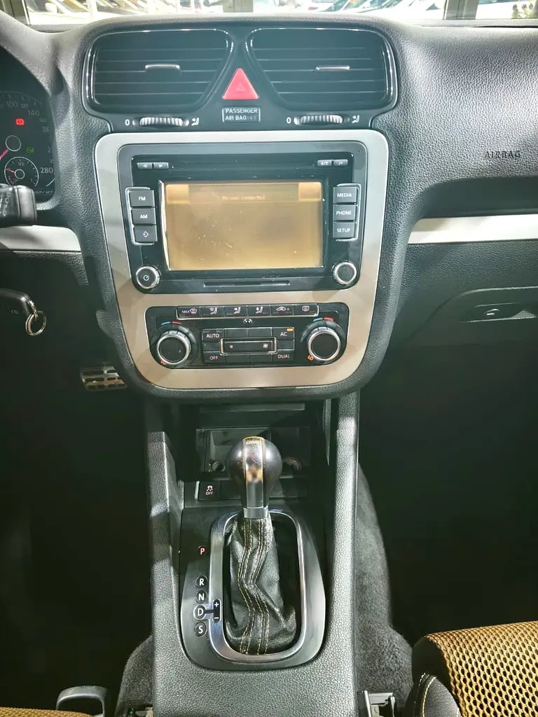 2.0 TSI . GCC Specs . Excellent Condition - Image 10