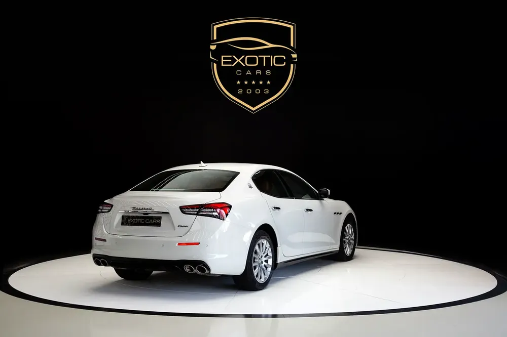 WARRANTY AVAILABLE | SUNROOF | GHIBLI | WHITE/TAN - Image 4