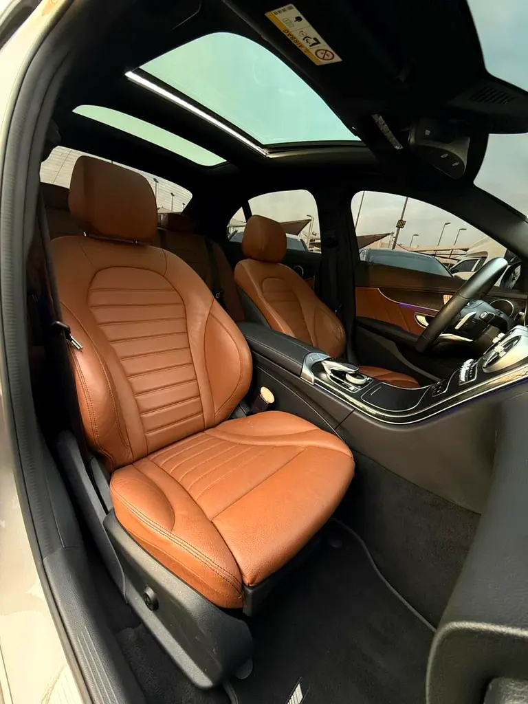 Mercedes C200 model 2021 gcc مرسيدس سي ٢٠٠ موديل ٢٠٢١ خليجي - Image 11