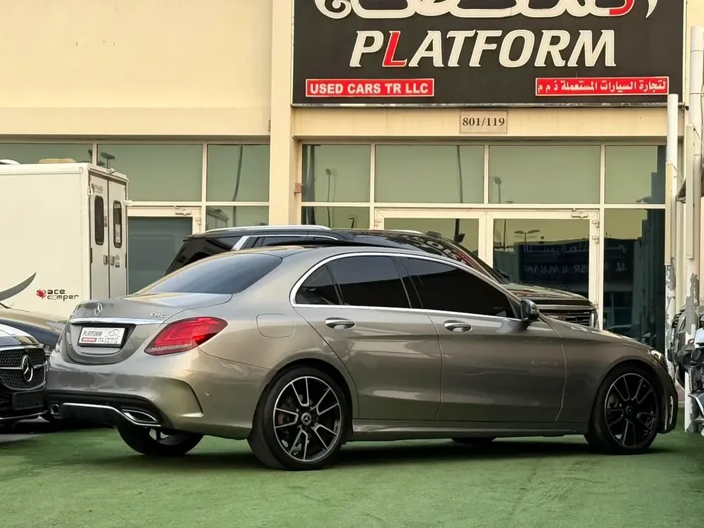 Mercedes C200 model 2021 gcc مرسيدس سي ٢٠٠ موديل ٢٠٢١ خليجي - Image 4