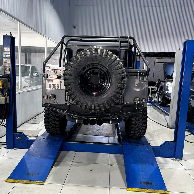 Custom Built Land Rover Defender 110 V8 LT Swap – 10 Speed Paddle Shift | Fully Restored - Image 4