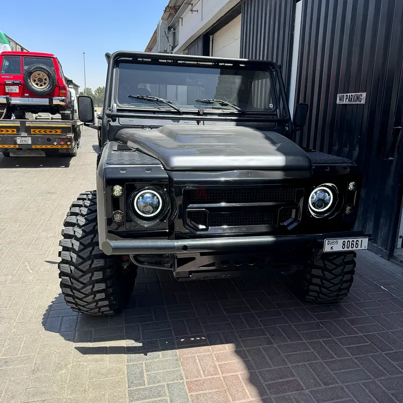Custom Built Land Rover Defender 110 V8 LT Swap – 10 Speed Paddle Shift | Fully Restored - Image 5