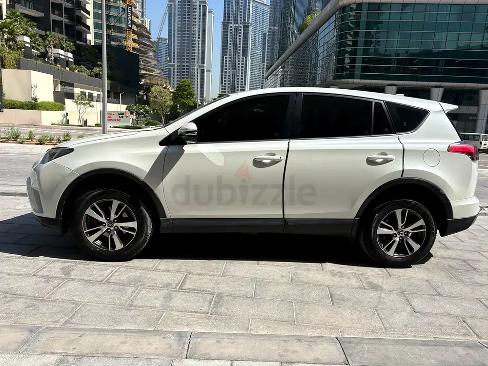 Toyota Rav 4 EX, 2018, GCC Specs - Image 4
