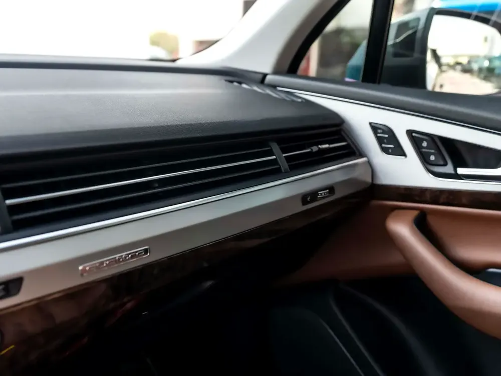 0% DOWN PAYMENT! | EID WINDOW | Q7 55 TFSI QUATTRO | 10 DAYS TO BEAT THE SURGE | FULL SERVICE HISTOR - Image 16