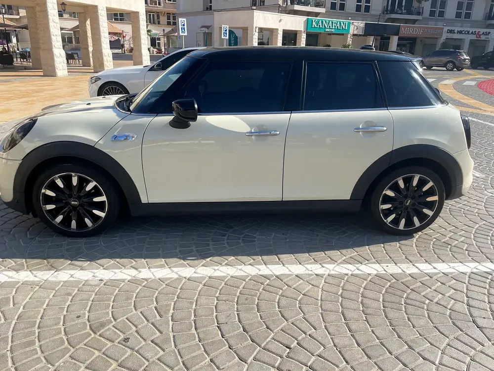 2021 MINI Cooper S GCC Specs - Image 4