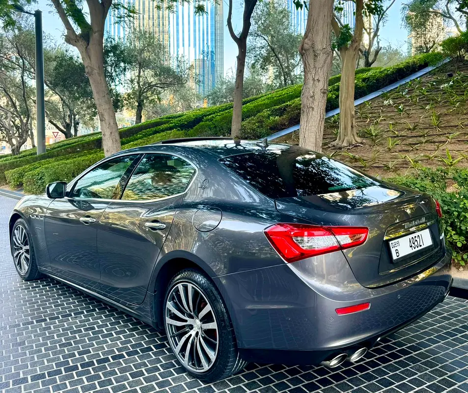 MASERATI GHIBLI S Q4 V6 “ GCC “ WELL MAINTAINED “ IDEAL FOR DAILY DRIVING AND “ LOW MILEAGE - Image 11