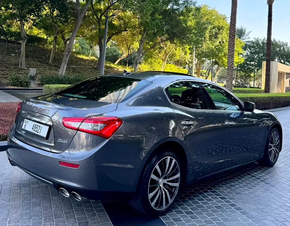 MASERATI GHIBLI S Q4 V6 “ GCC “ WELL MAINTAINED “ IDEAL FOR DAILY DRIVING AND “ LOW MILEAGE - Image 12