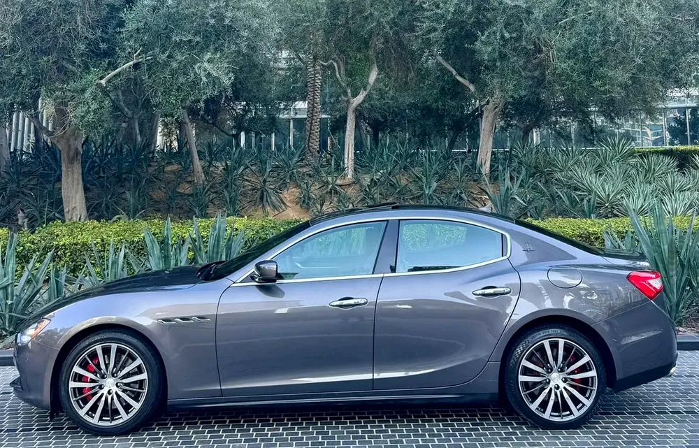 MASERATI GHIBLI S Q4 V6 “ GCC “ WELL MAINTAINED “ IDEAL FOR DAILY DRIVING AND “ LOW MILEAGE - Image 6