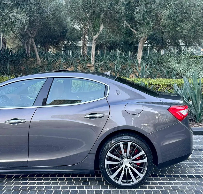 MASERATI GHIBLI S Q4 V6 “ GCC “ WELL MAINTAINED “ IDEAL FOR DAILY DRIVING AND “ LOW MILEAGE - Image 7