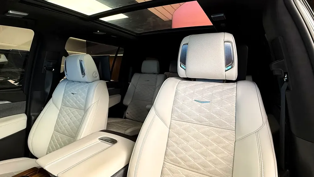 Cadillac Escalade 600 - 6 Seats - 2025 - Warranty & Service - Image 6