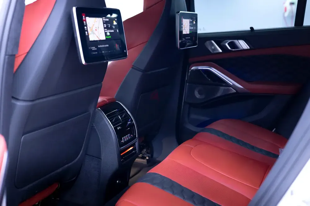 BMW X6M Competition 2021 | GCC Specs | Low Mileage - Image 7