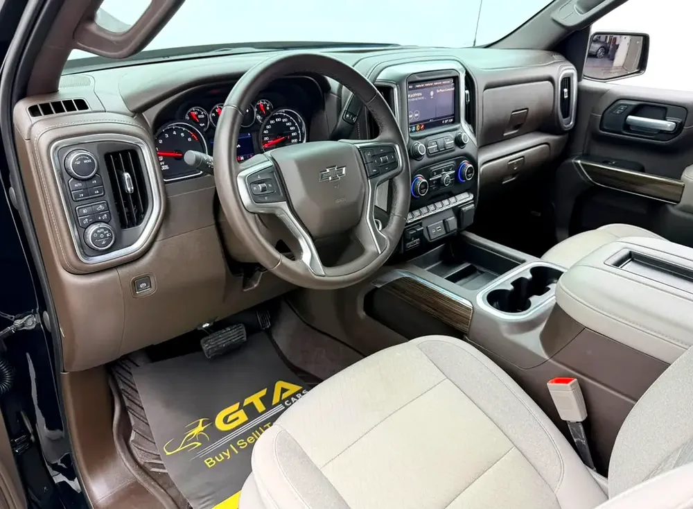 2021 Chevrolet Silverado LT Trail Boss, Warranty, Full Chevrolet Service History, Fully Loaded, GCC - Image 10