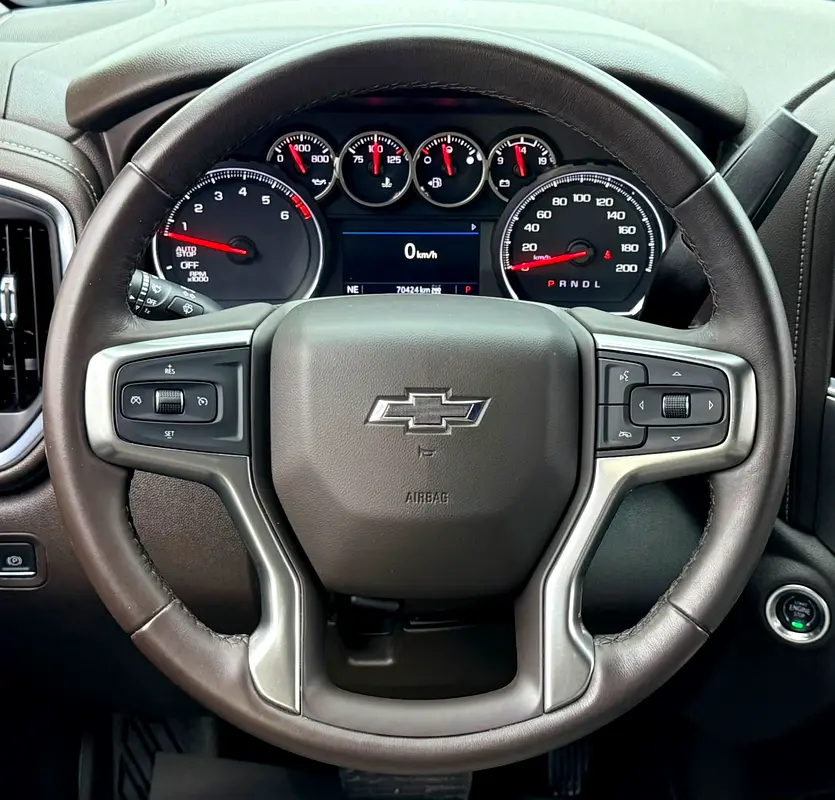 2021 Chevrolet Silverado LT Trail Boss, Warranty, Full Chevrolet Service History, Fully Loaded, GCC - Image 15