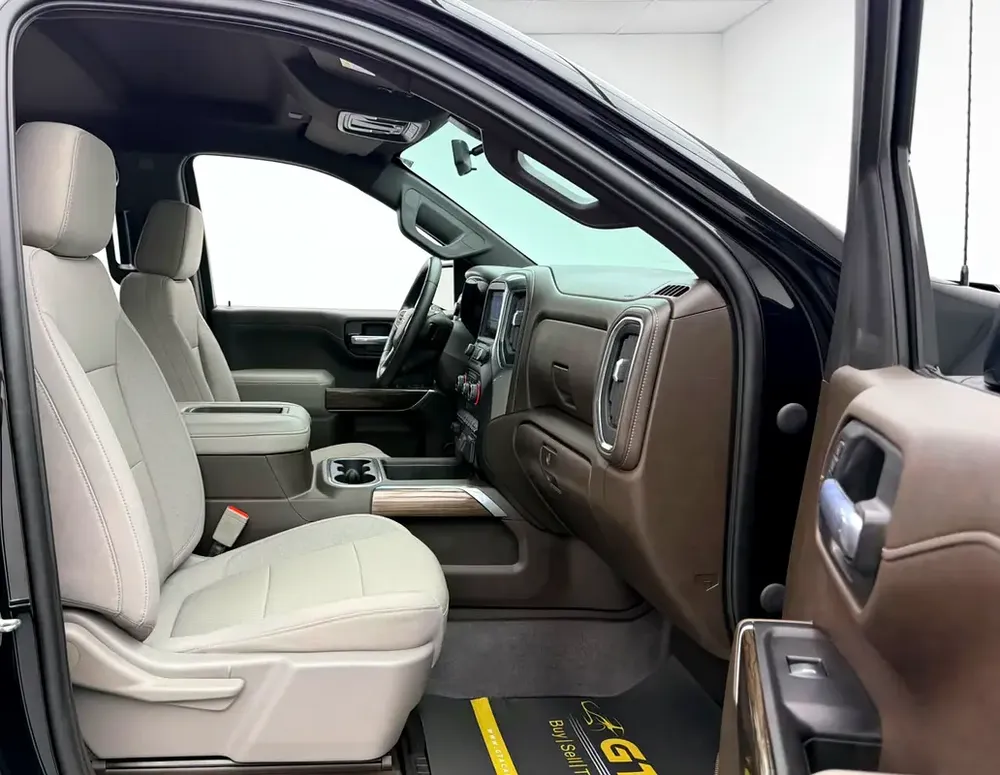 2021 Chevrolet Silverado LT Trail Boss, Warranty, Full Chevrolet Service History, Fully Loaded, GCC - Image 9