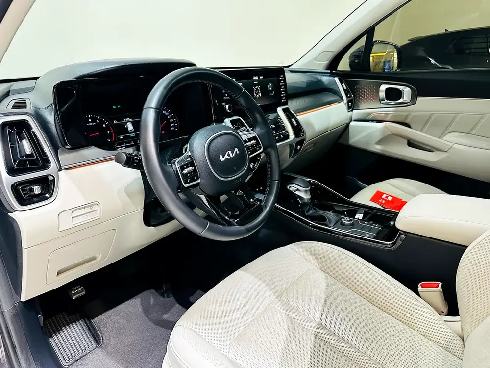 Pristine Kia Sorento LX Premium 2022 | GCC Specs | Low Mileage - Image 11