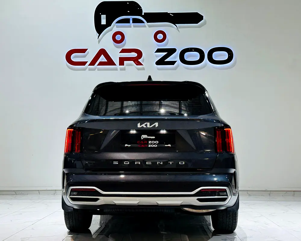 Pristine Kia Sorento LX Premium 2022 | GCC Specs | Low Mileage - Image 4