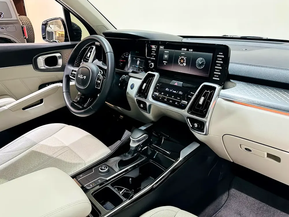 Pristine Kia Sorento LX Premium 2022 | GCC Specs | Low Mileage - Image 9
