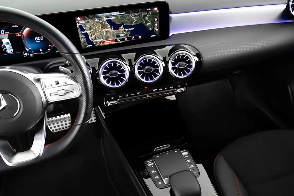2,078 AED / 60 months | 0% DP | 2022 Mercedes Benz A200 / Full Service History - Image 9