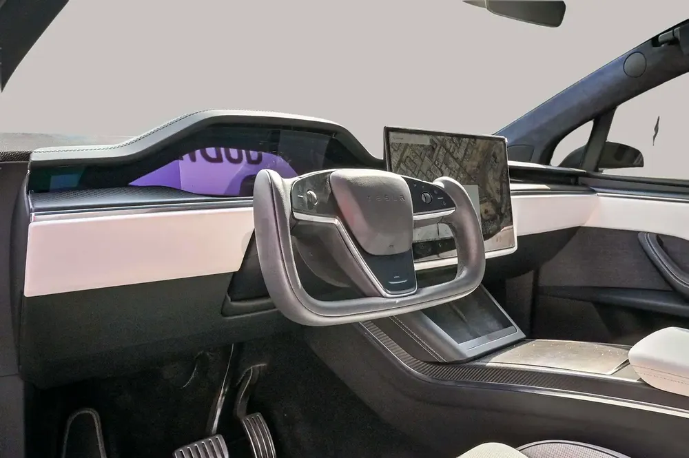 AED 4407/month | 2023 Tesla Model X Plaid | GCC Specs | Ref#409207 - Image 12