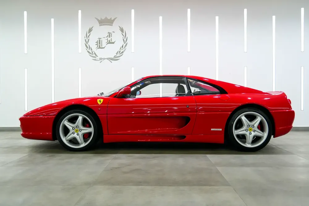 1992 Ferrari 355 F1 Berlinetta – A Special Ferrari, Exquisite Classic, Rarely Offered - Image 14