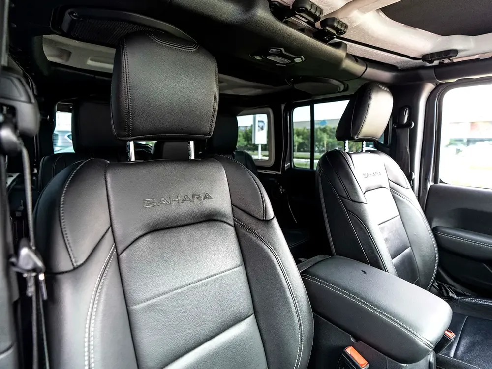 0% DOWN PAYMENT | THE MAY ADVANTAGE | WRANGLER SAHARA | BUILT FOR THE DESERT | WARRANTY - Image 11