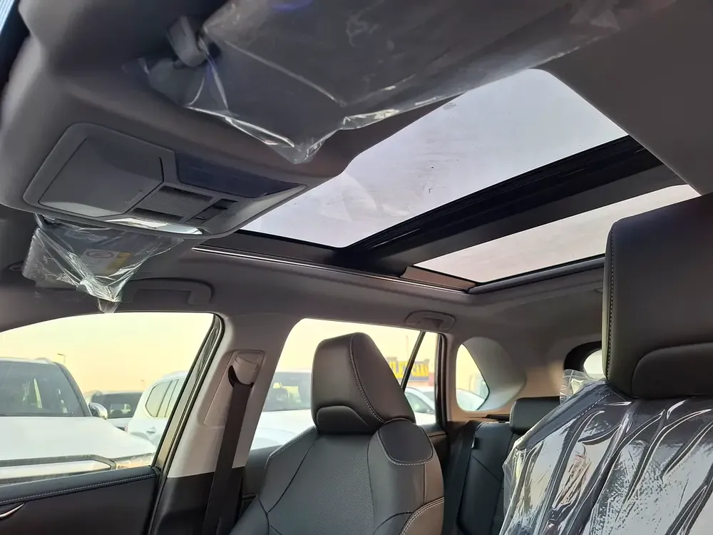 2025 Toyota RAV4 Limited | GCC Specs | Brand New - Image 10