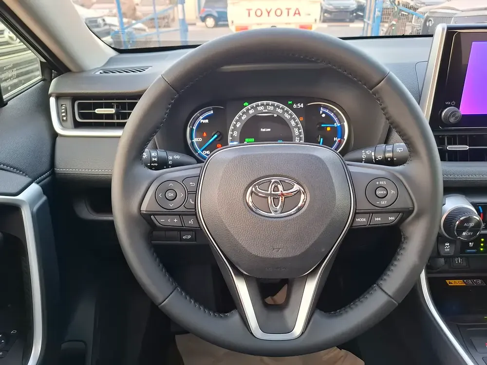 2025 Toyota RAV4 Limited | GCC Specs | Brand New - Image 16