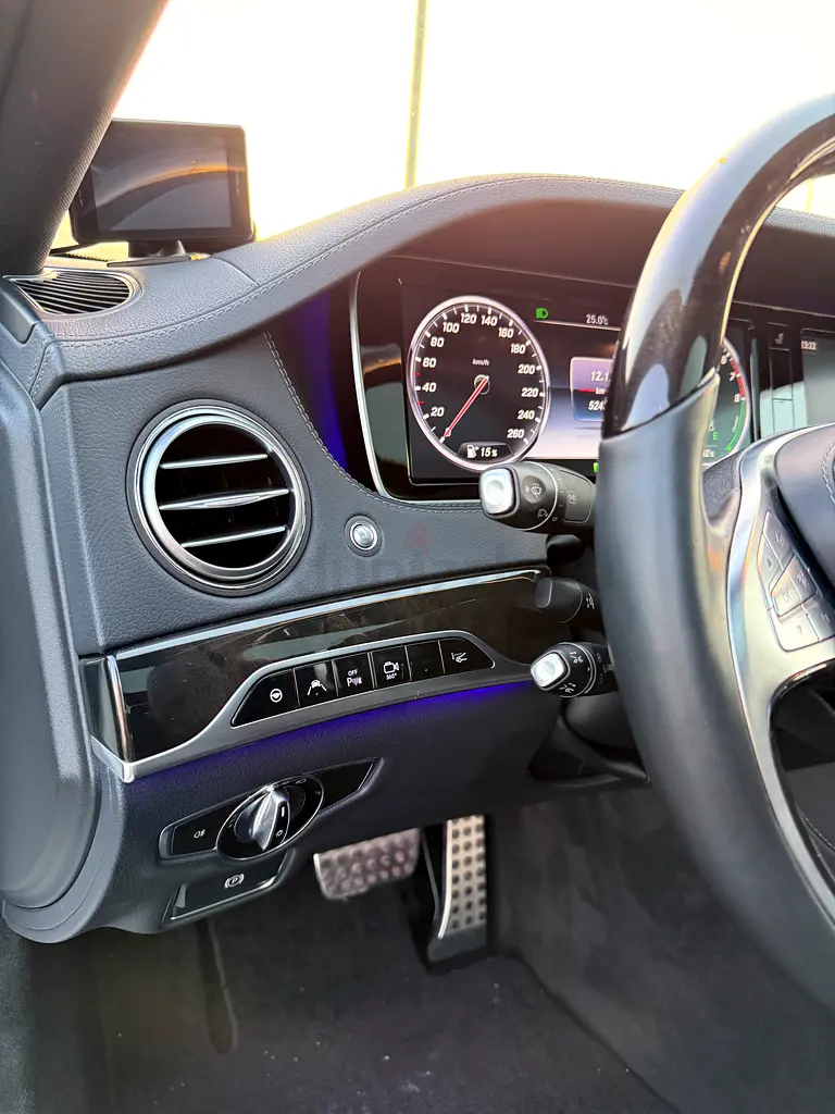 Mercedes s400 hybrid Japan import clean title - Image 10