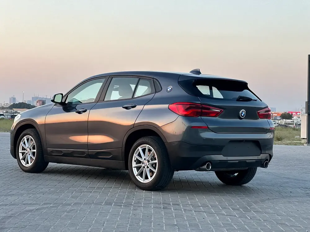 MODEL 2020 GCC CAR PERFECT CONDITION INSIDE AND OUTSIDE FULL OPTION PANORAMIC ROOF - Image 20