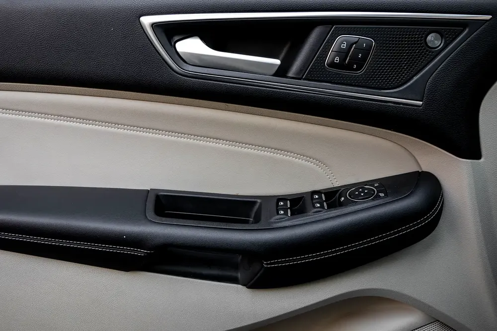 2,057 P.M |  Edge Titanium | 0% Downpayment | EDGE TITANIUM | 2029 WARRANTY! - Image 13