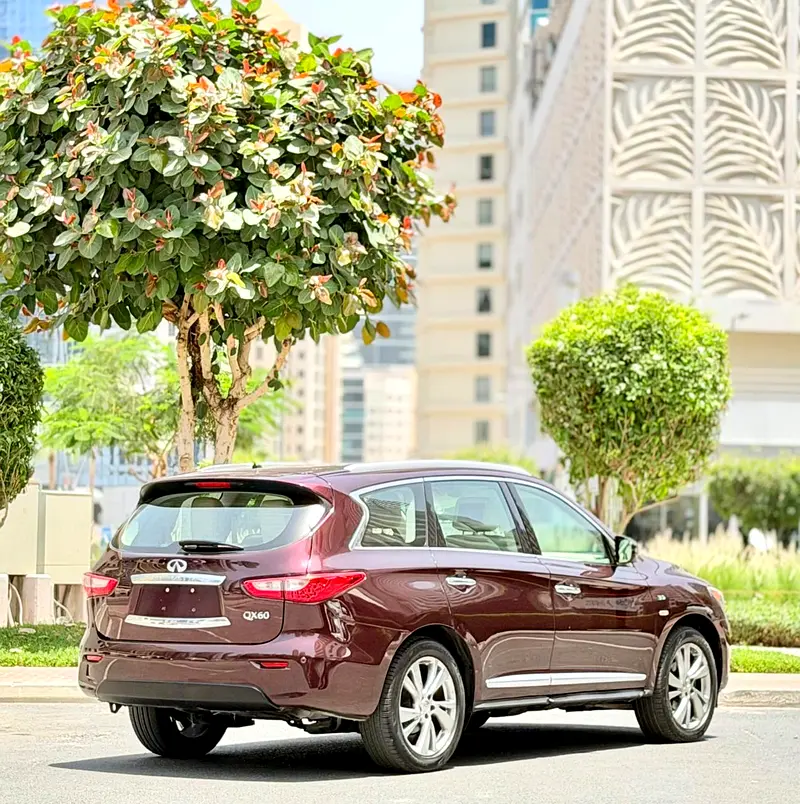 Infiniti QX60 Luxury 2015 GCC Specs - Well Maintained - Image 5