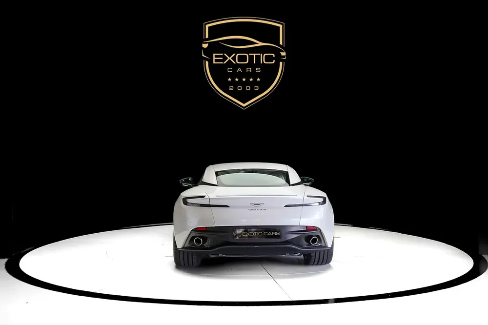 DB11 V12 | TWO TONE INTERIOR | PEARL WHITE | WARRANTY AVAILABLE - Image 5
