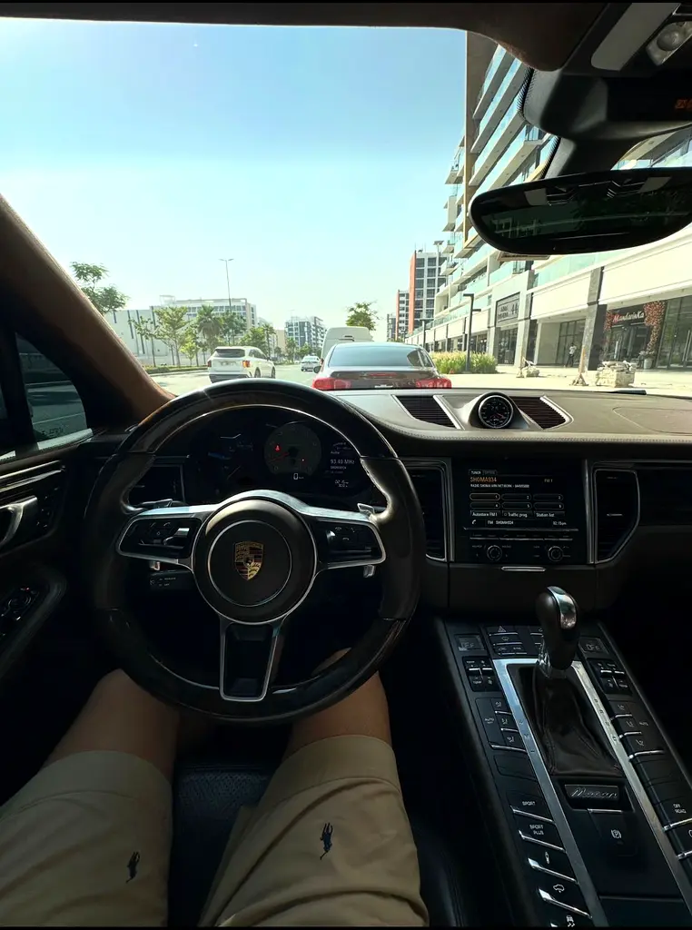 Porsche Macan S 2016 | GCC Specs | Well Maintained - Image 8