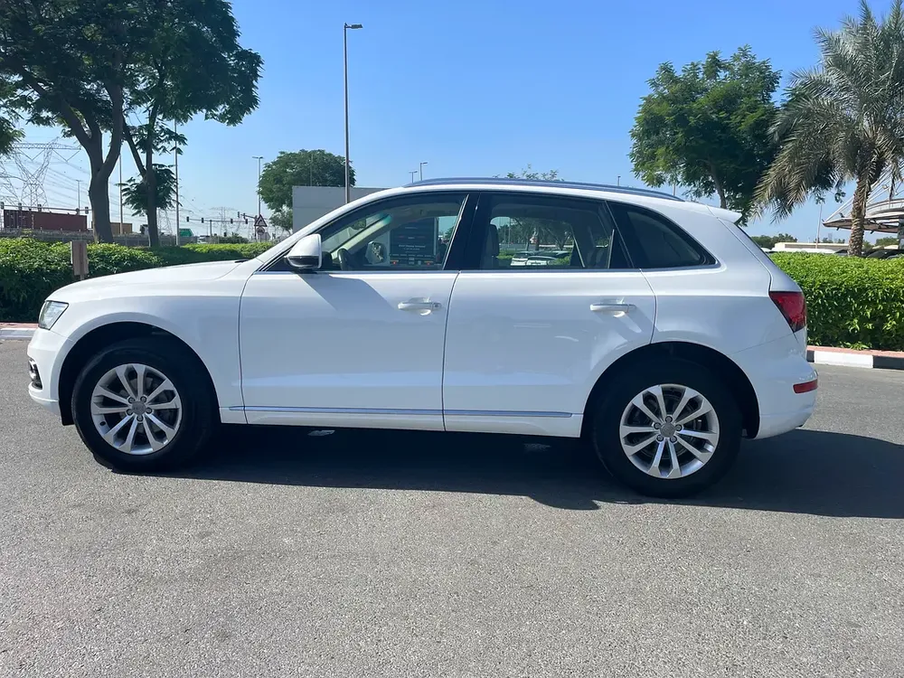 Audi Q5 AUDI Q5 2017 GCC IN BEST CONDITION 42000 - Image 5