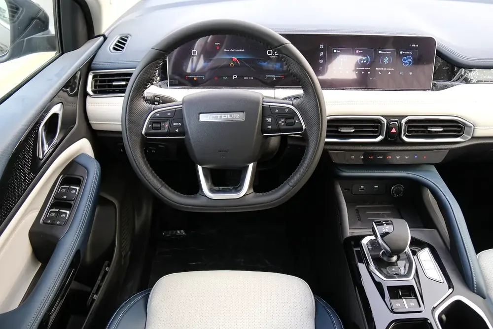 X50 1.5T LUX 5 SEATS 2026 - For Export - Image 10