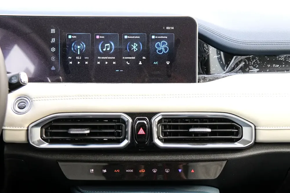 X50 1.5T LUX 5 SEATS 2026 - For Export - Image 14