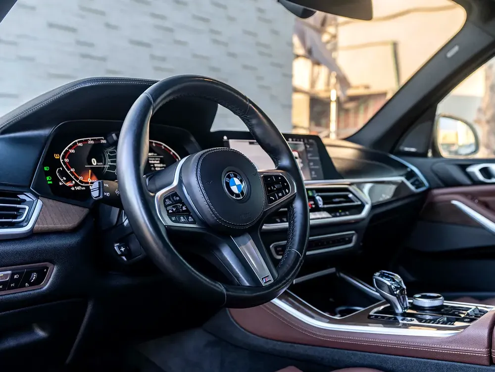 0% DOWN | RAMADAN ALL-INCLUSIVE | FREE INSURANCE + REG | WARRANTY | X5M SPORT 40i | GCC - Image 13