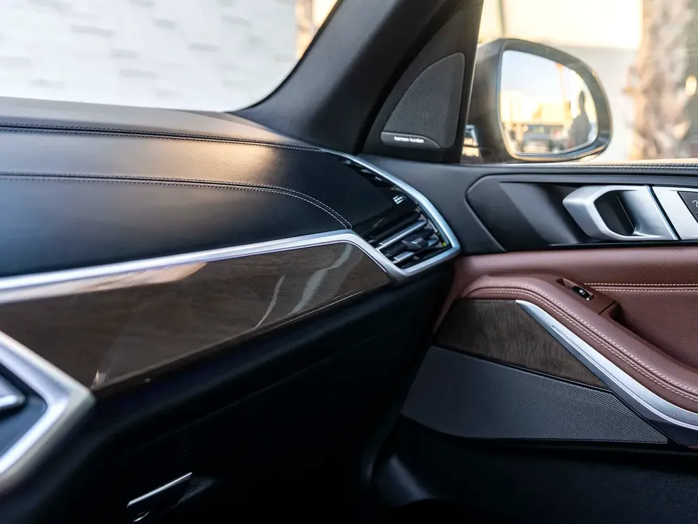 0% DOWN | RAMADAN ALL-INCLUSIVE | FREE INSURANCE + REG | WARRANTY | X5M SPORT 40i | GCC - Image 17