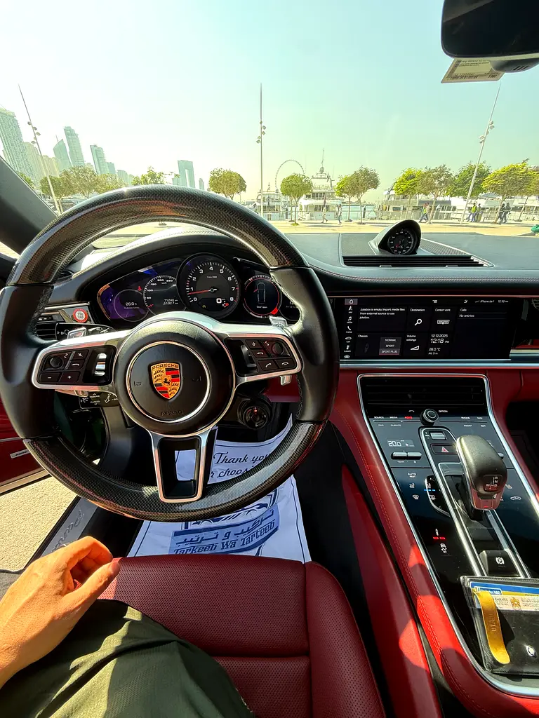 Porsche panamera 4 - Image 11