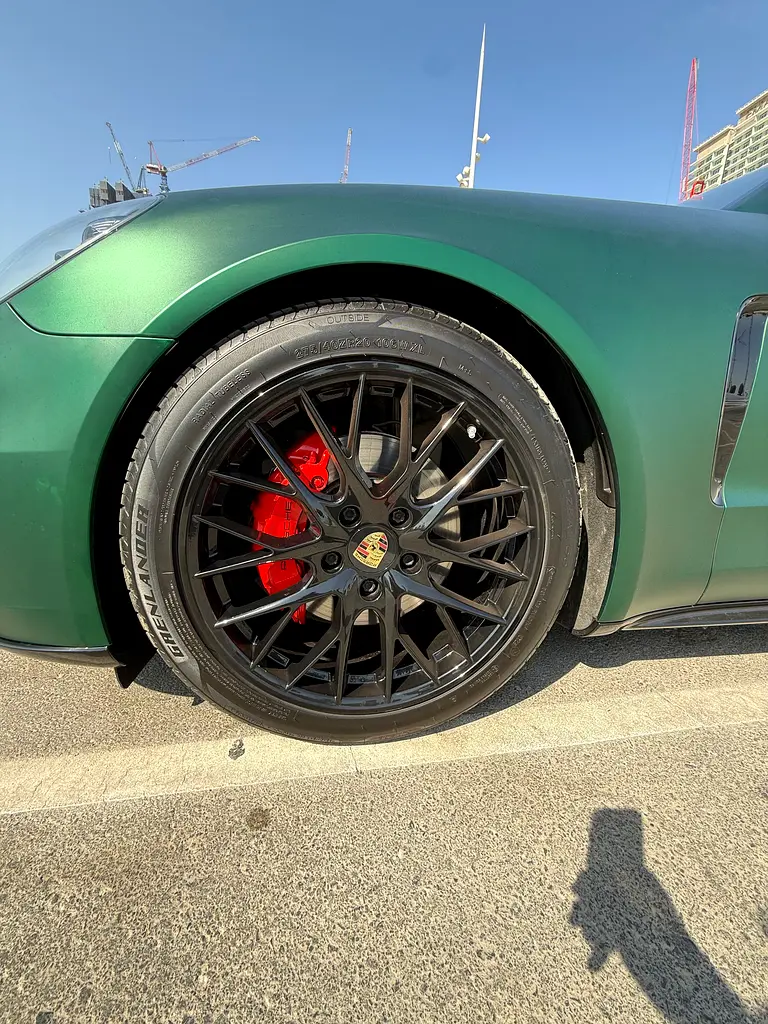 Porsche panamera 4 - Image 5