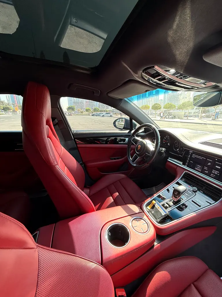 Porsche panamera 4 - Image 8