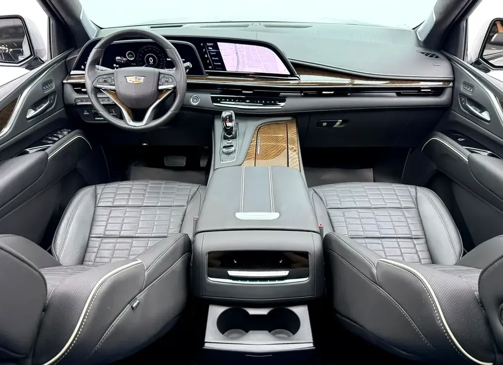 2024 Cadillac Escalade Sport, 5 Years Cadillac Warranty + Service Pack, Very Low Km, GCC - Image 13